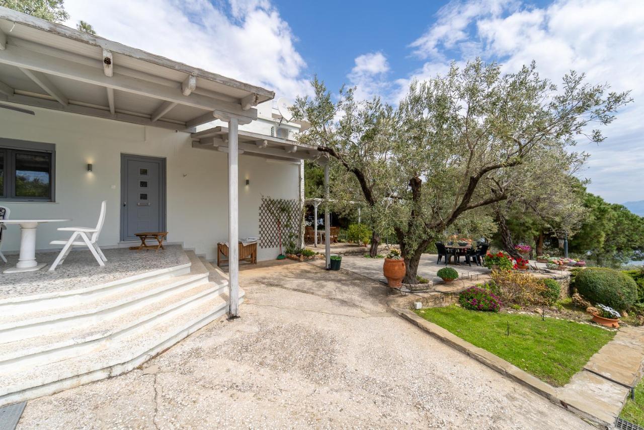 Villa Elia Kavala - Mediterranean Holiday Villa Palaiontsiflikion Exterior photo