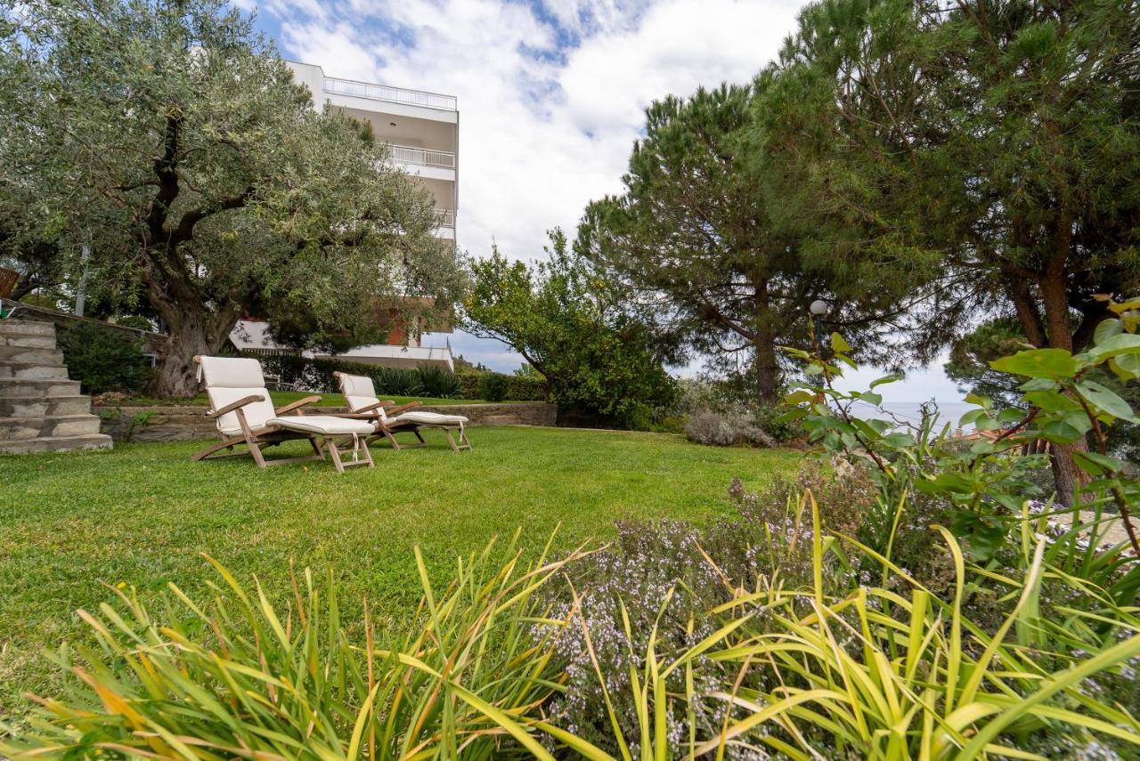 Villa Elia Kavala - Mediterranean Holiday Villa Palaiontsiflikion Exterior photo